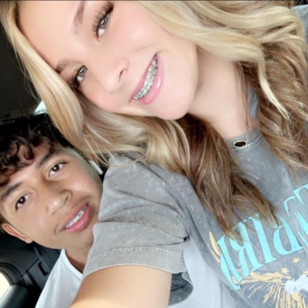 Meet your Posher, Zoie